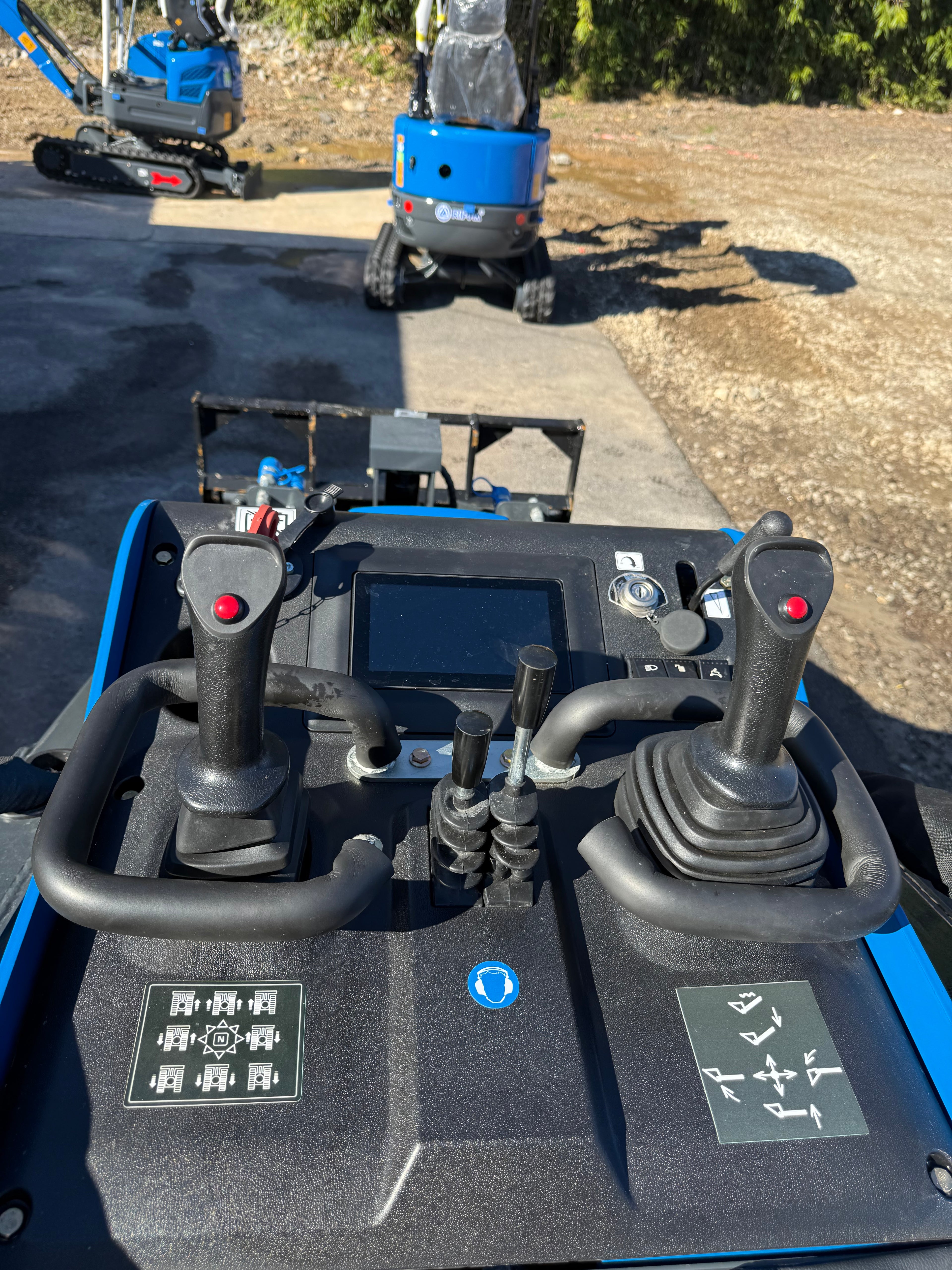 Rippa RS06-2 Skid Steer Loader