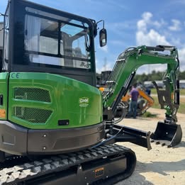 GHM Z40 AC Cab Mini Excavator Kubota Diesel 8818 lb