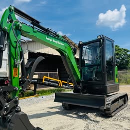 GHM Z40 AC Cab Mini Excavator Kubota Diesel 8818 lb