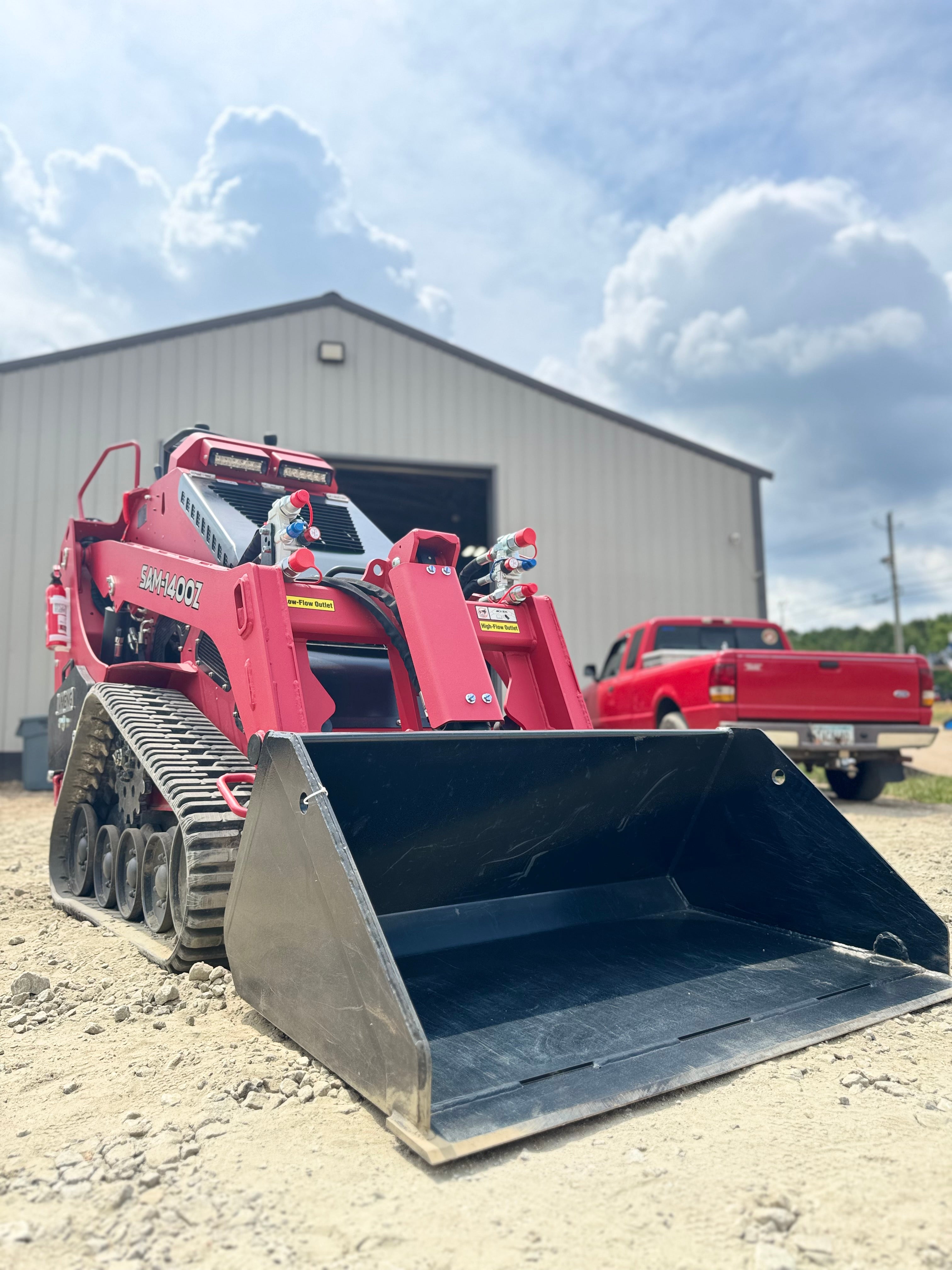 GHM 1400Z Skid Steer 25HP Kubota Diesel 1200LB Capacity
